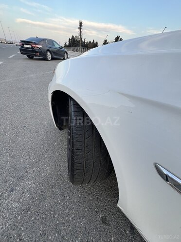 BMW  2016, 240,000 km - 2.0 л - Bakı