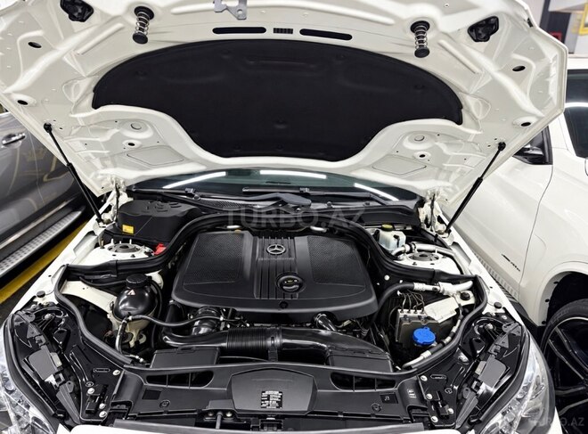 Mercedes E 250 2015, 187,300 km - 2.1 l - Bakı