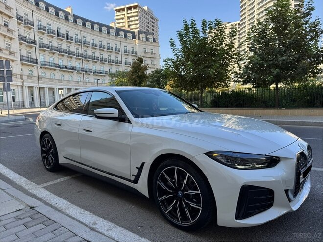 BMW i4 2022, 37,000 km - 0.0 l - Bakı