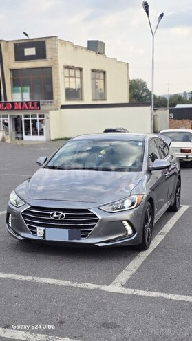 Hyundai Elantra 2017, 170,590 km - 2.0 l - Qəbələ