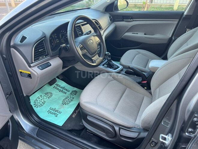 Hyundai Elantra 2017, 170,590 km - 2.0 l - Qəbələ