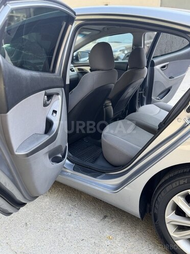 Hyundai Elantra 2014, 241,402 km - 1.8 l - Bakı