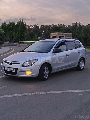 Hyundai i30 2010, 342,997 km - 1.6 l - Naftalan
