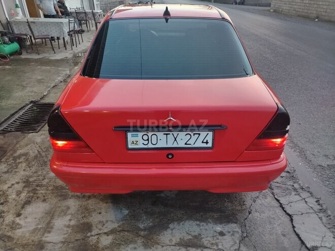 Mercedes C 180 1995, 649,614 km - 1.8 l - Saatlı