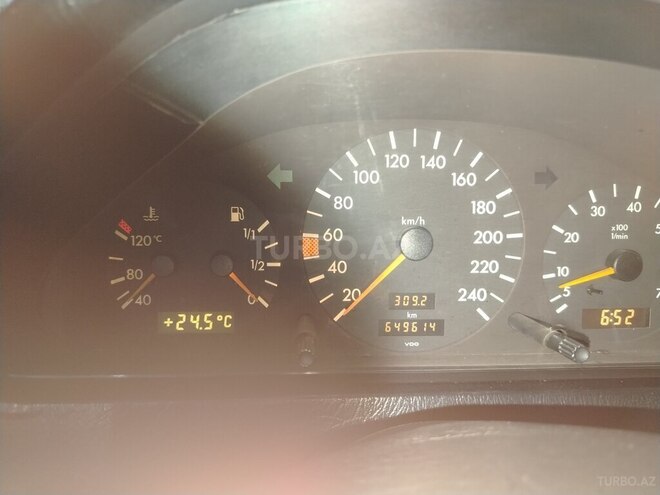 Mercedes C 180 1995, 649,614 km - 1.8 l - Saatlı
