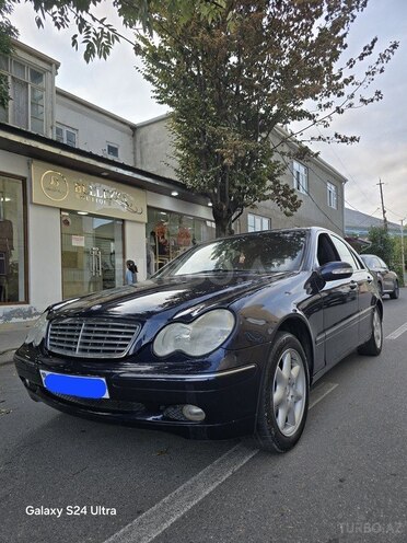 Mercedes C 200 2000, 365,000 km - 2.0 л - Quba