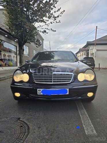 Mercedes C 200 2000, 365,000 km - 2.0 л - Quba