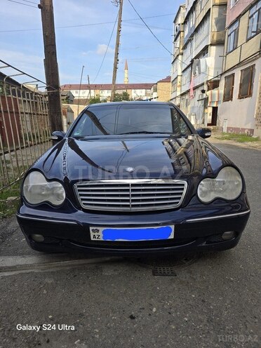 Mercedes C 200 2000, 365,000 km - 2.0 л - Quba