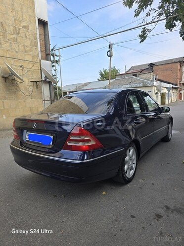 Mercedes C 200 2000, 365,000 km - 2.0 л - Quba