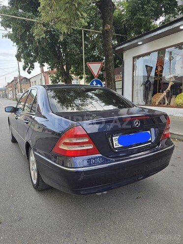 Mercedes C 200 2000, 365,000 km - 2.0 л - Quba