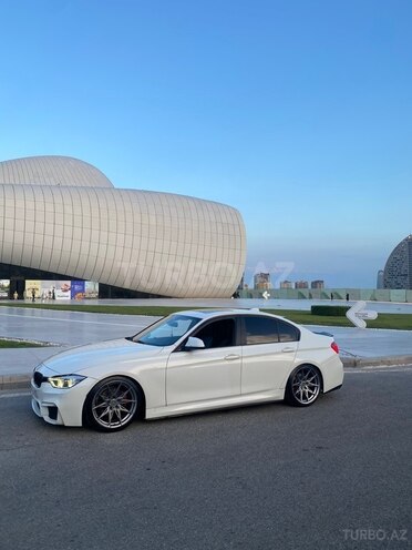 BMW  2016, 206,000 km - 2.0 l - Bakı