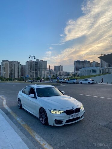 BMW  2016, 206,000 km - 2.0 l - Bakı