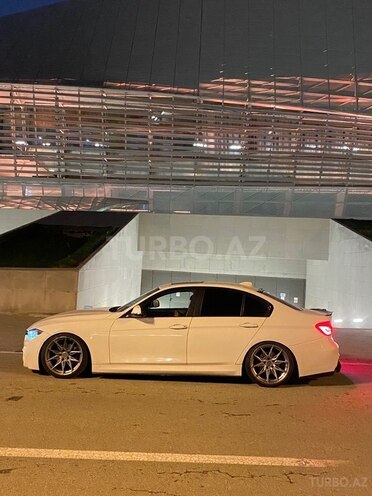 BMW  2016, 206,000 km - 2.0 l - Bakı