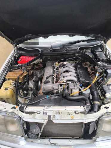 Mercedes 230 E 1990, 220,000 km - 2.3 l - Bakı