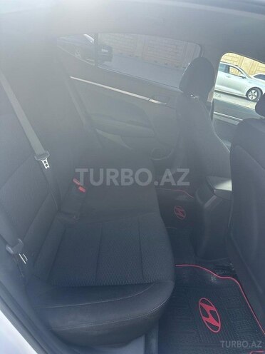 Hyundai Elantra 2019, 162,544 km - 2.0 l - Bakı