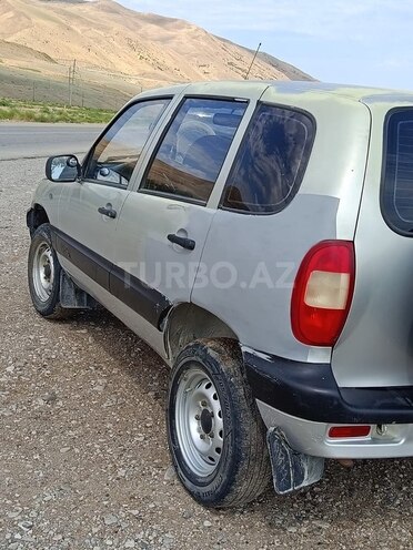 Chevrolet Niva 2005, 355,000 km - 1.7 l - Siyəzən