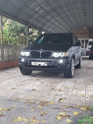 BMW X5 2002, 350,000 km - 4.4 l - Astara