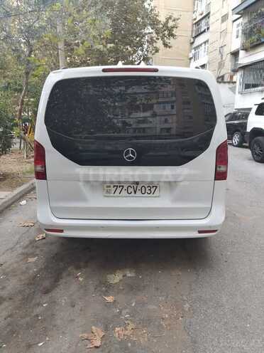 Mercedes  2017, 294,000 km - 2.1 l - Bakı