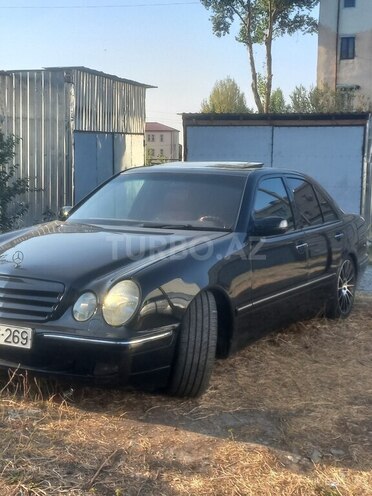 Mercedes E 320 2000, 264,000 km - 3.2 l - Şəki