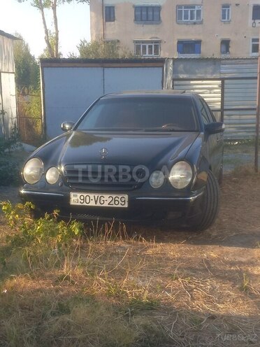 Mercedes E 320 2000, 264,000 km - 3.2 l - Şəki