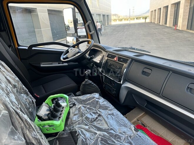 DongFeng  2024, 500 km - 3.8 l - Bakı