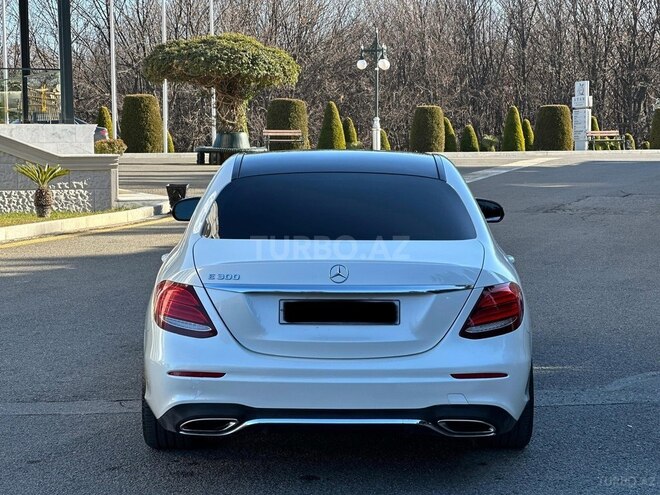 Mercedes E 300 2016, 208,460 km - 2.0 l - Gəncə