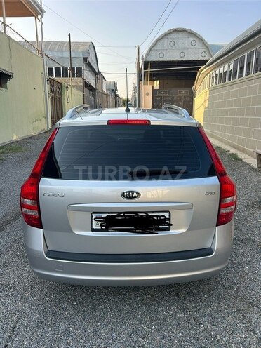 Kia  2008, 246,000 km - 1.6 l - Gəncə