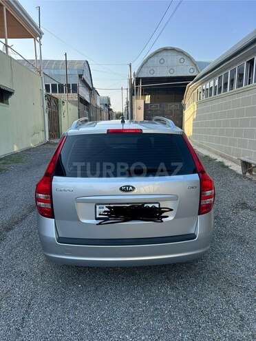 Kia  2008, 246,000 km - 1.6 l - Gəncə
