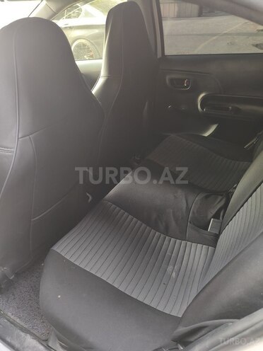 Toyota Aqua 2017, 104,000 km - 1.5 l - Bakı