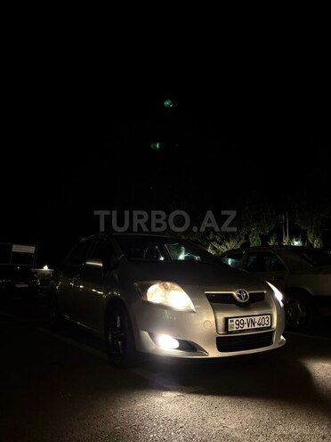 Toyota Auris 2008, 350,000 km - 1.4 l - Astara