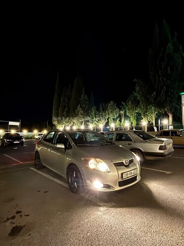 Toyota Auris 2008, 350,000 km - 1.4 l - Astara