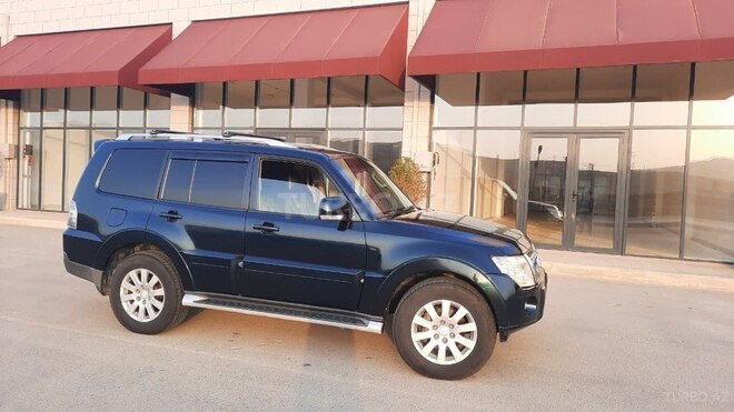 Mitsubishi Pajero 2007, 388,000 km - 3.2 l - Bakı