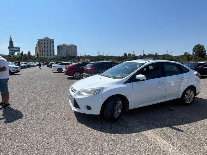 Ford Focus 2014, 247,000 km - 1.6 l - Bakı