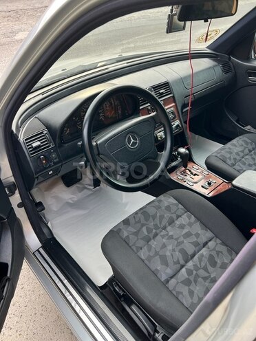 Mercedes C 200 1998, 342,359 km - 2.0 l - Masallı