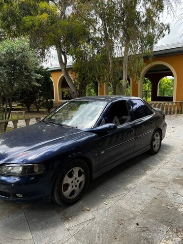 Opel Vectra 1999, 300,000 km - 1.6 л - İmişli