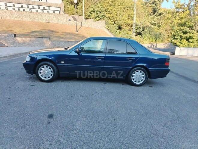 Mercedes C 200 1997, 368,597 km - 2.0 л - Şəki