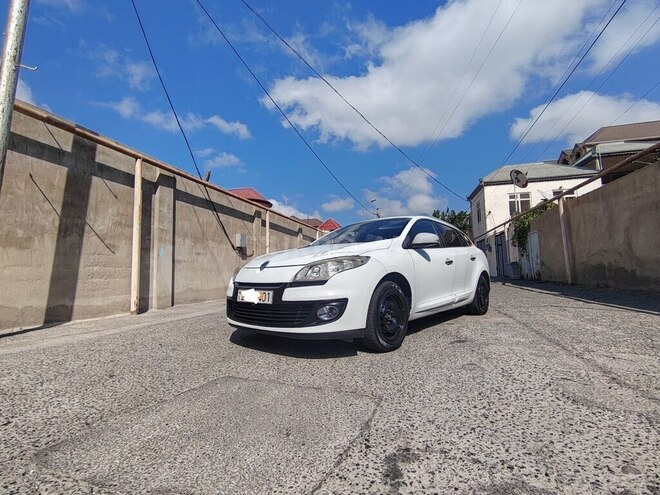 Renault Megane 2012, 385,000 km - 1.5 l - Bakı