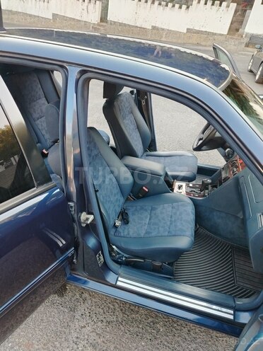 Mercedes C 200 1997, 368,597 km - 2.0 л - Şəki