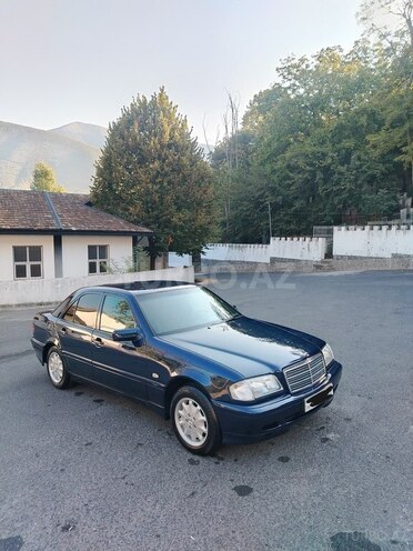 Mercedes C 200 1997, 368,597 km - 2.0 л - Şəki