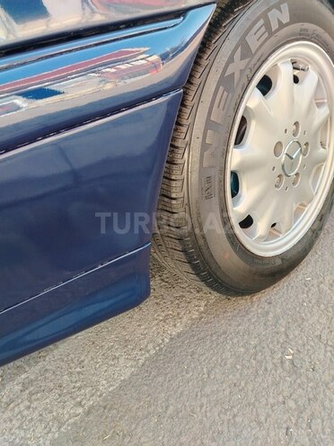 Mercedes C 200 1997, 368,597 km - 2.0 л - Şəki