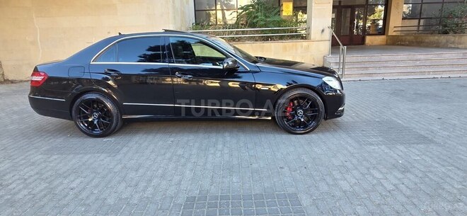 Mercedes E 250 2010, 437,000 km - 2.1 l - Bakı