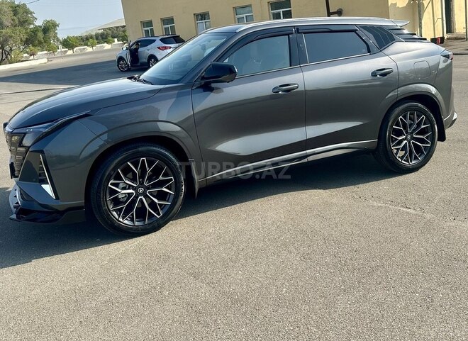 Changan  2025, 37,000 km - 1.5 l - Bakı