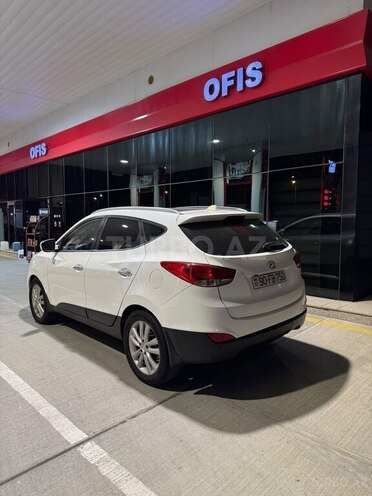 Hyundai ix35 2013, 256,000 km - 2.0 l - Bakı