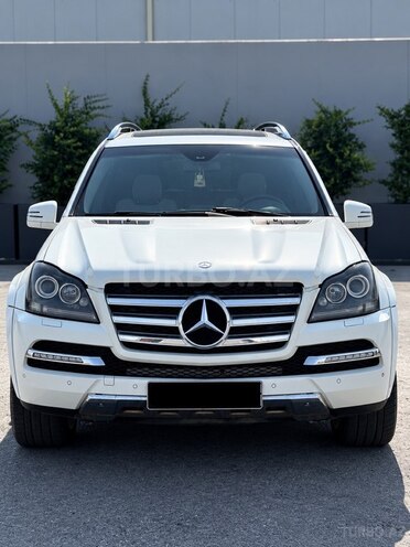 Mercedes GL 500 4MATIC 2011, 194,000 km - 5.5 l - Bakı