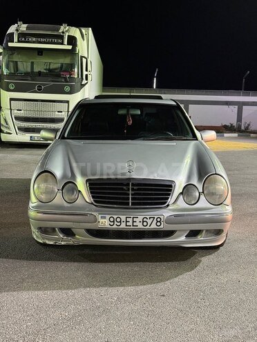 Mercedes E 240 2000, 242,000 km - 2.4 l - Bakı
