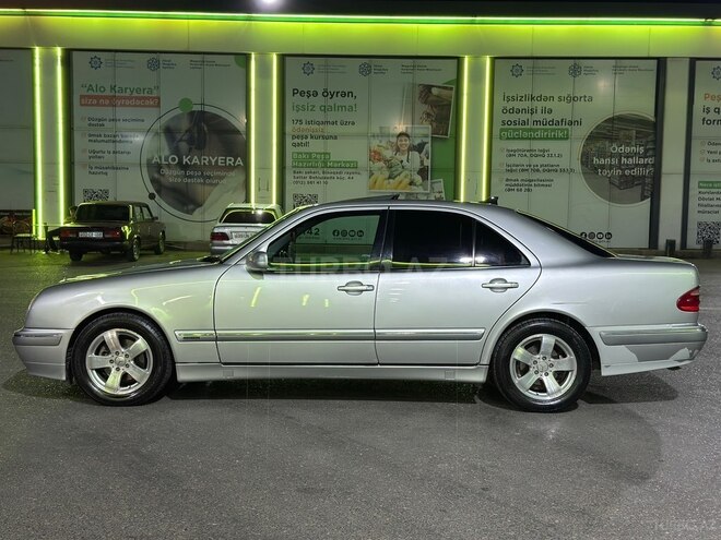 Mercedes E 240 2000, 242,000 km - 2.4 l - Bakı