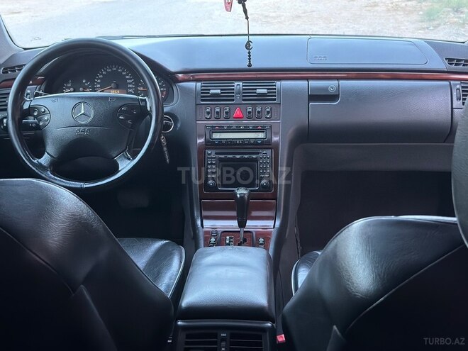 Mercedes E 240 2000, 242,000 km - 2.4 l - Bakı