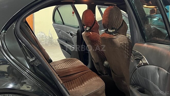 Mercedes E 270 2002, 278,000 km - 2.7 l - Sumqayıt