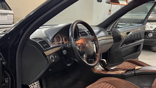 Mercedes E 270 2002, 278,000 km - 2.7 l - Sumqayıt