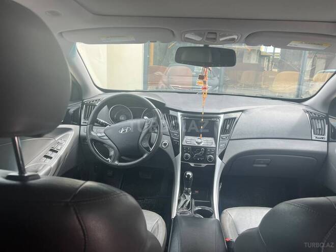Hyundai Sonata 2013, 210,000 km - 2.0 l - Qusar